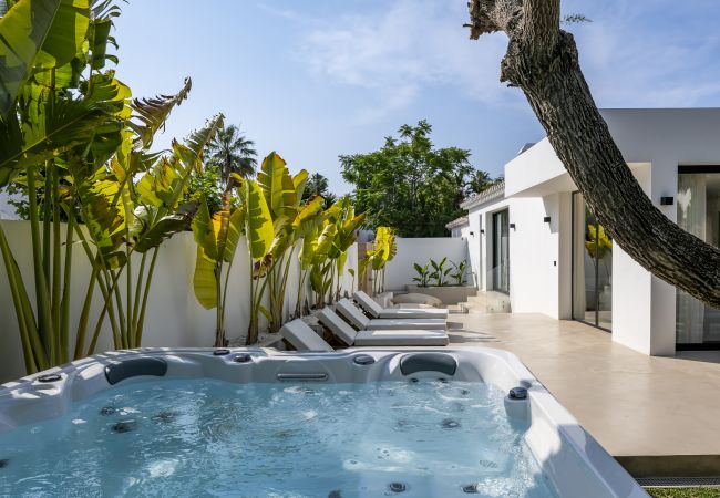 Villa in Marbella - Mandala House Marbella Villa in Marbella - Mandala House Marbella