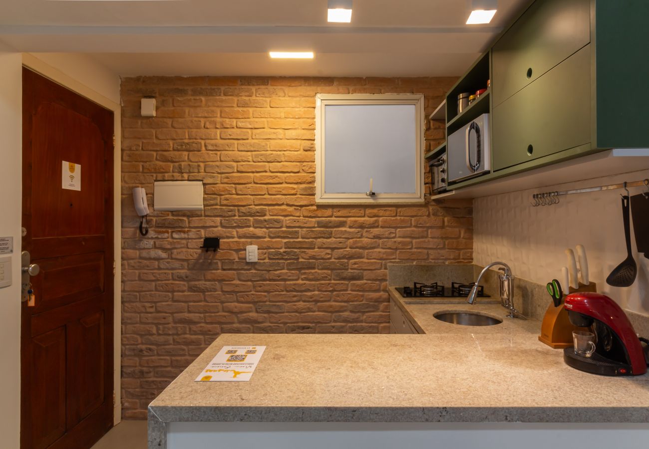 Studio in Rio de Janeiro - 3 minutes from Ipanema beach | JN202