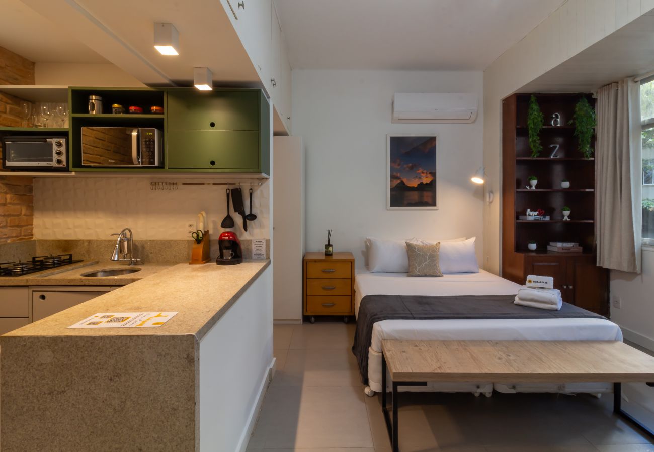 Studio in Rio de Janeiro - 3 minutes from Ipanema beach | JN202