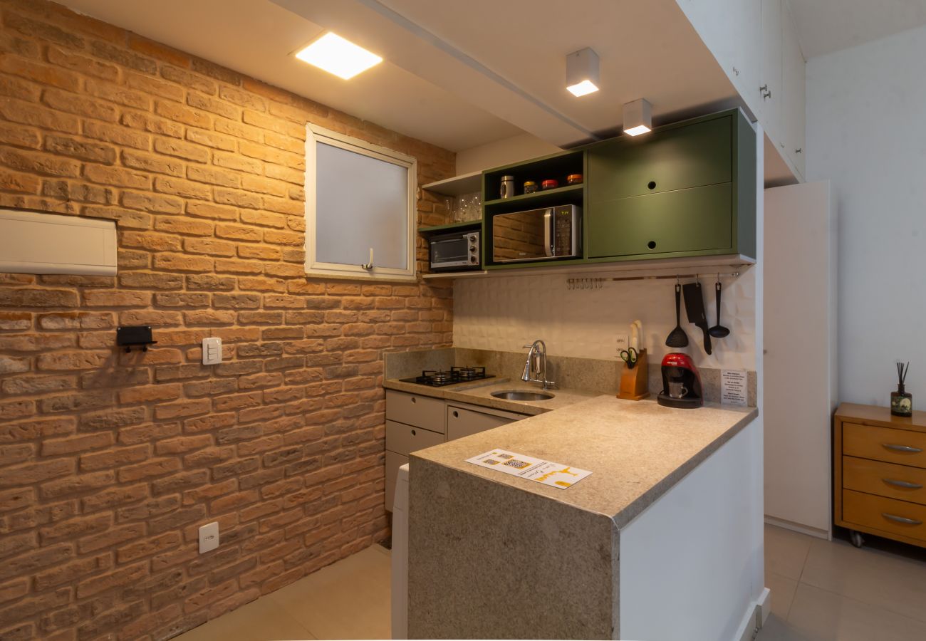 Studio in Rio de Janeiro - 3 minutes from Ipanema beach | JN202