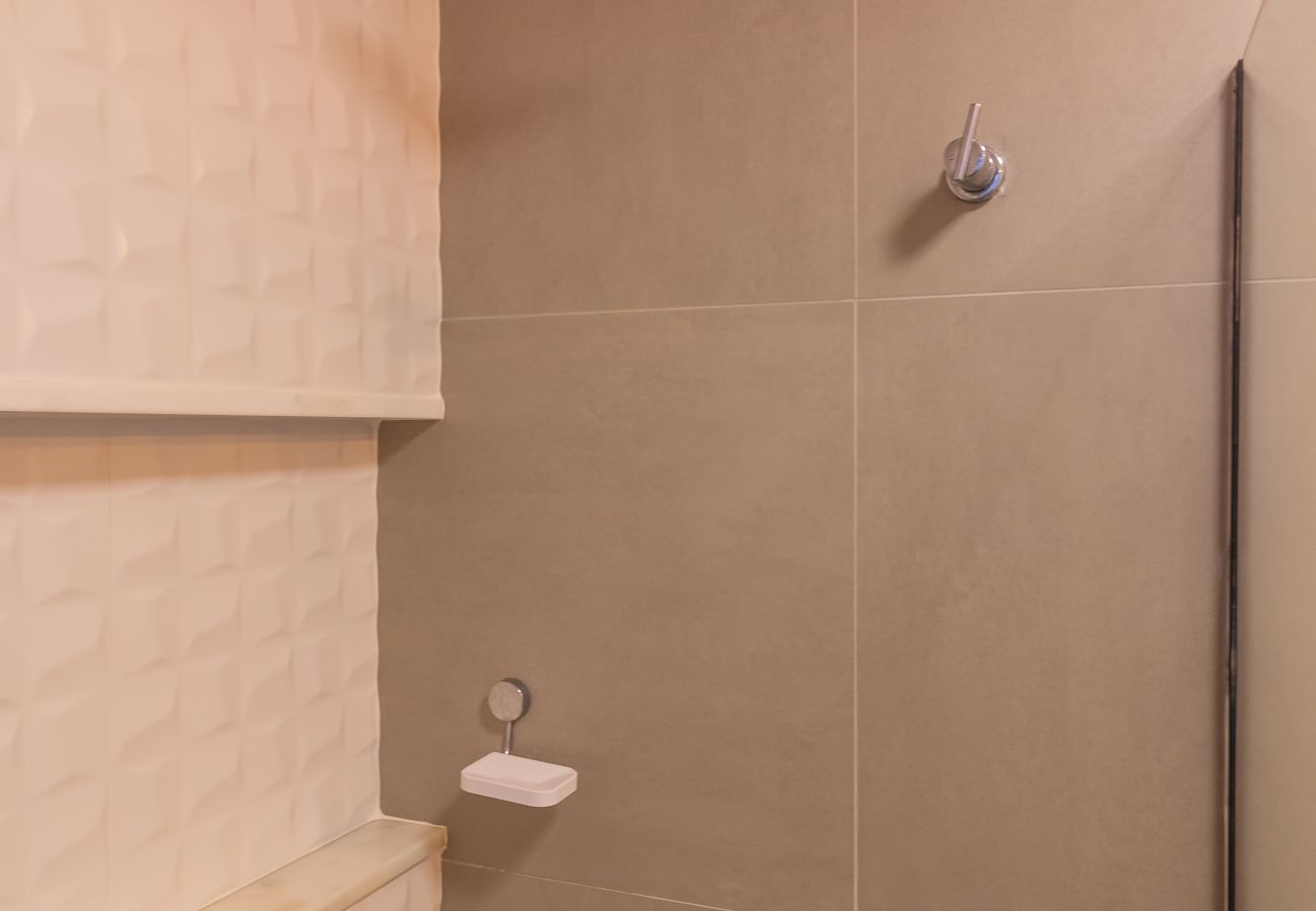 Studio in Rio de Janeiro - 3 minutes from Ipanema beach | JN202