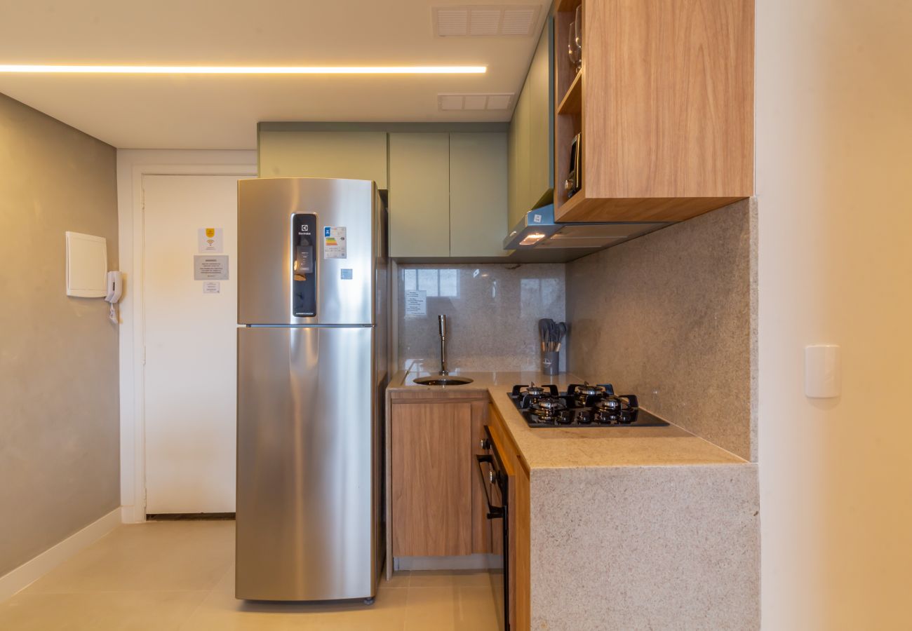 Apartment in Rio de Janeiro - Just a few steps from Copacabana Beach | AB605