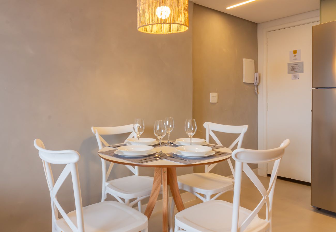 Apartment in Rio de Janeiro - Just a few steps from Copacabana Beach | AB605