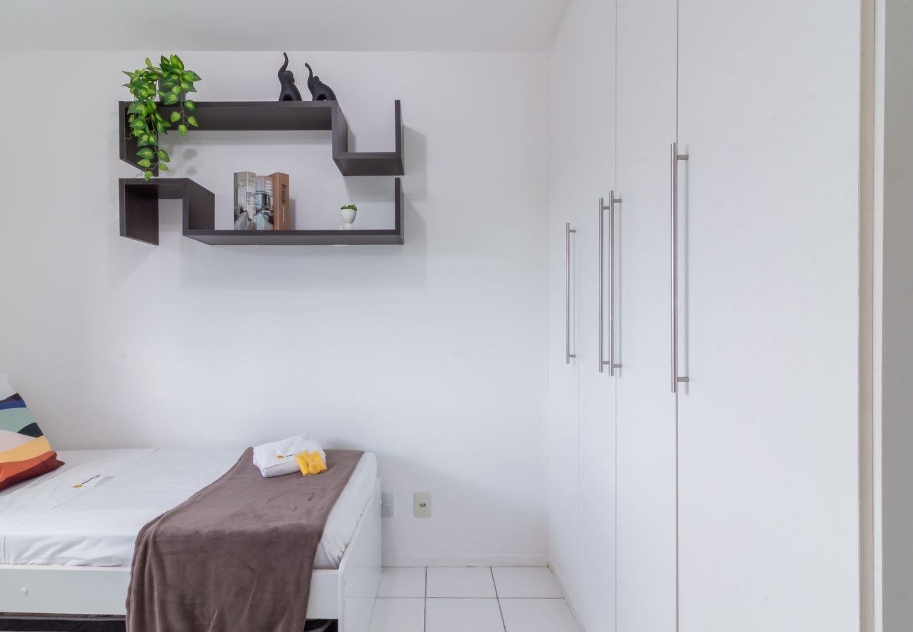 Apartment in Rio de Janeiro - Apartment with balcony in Recreio | SA907