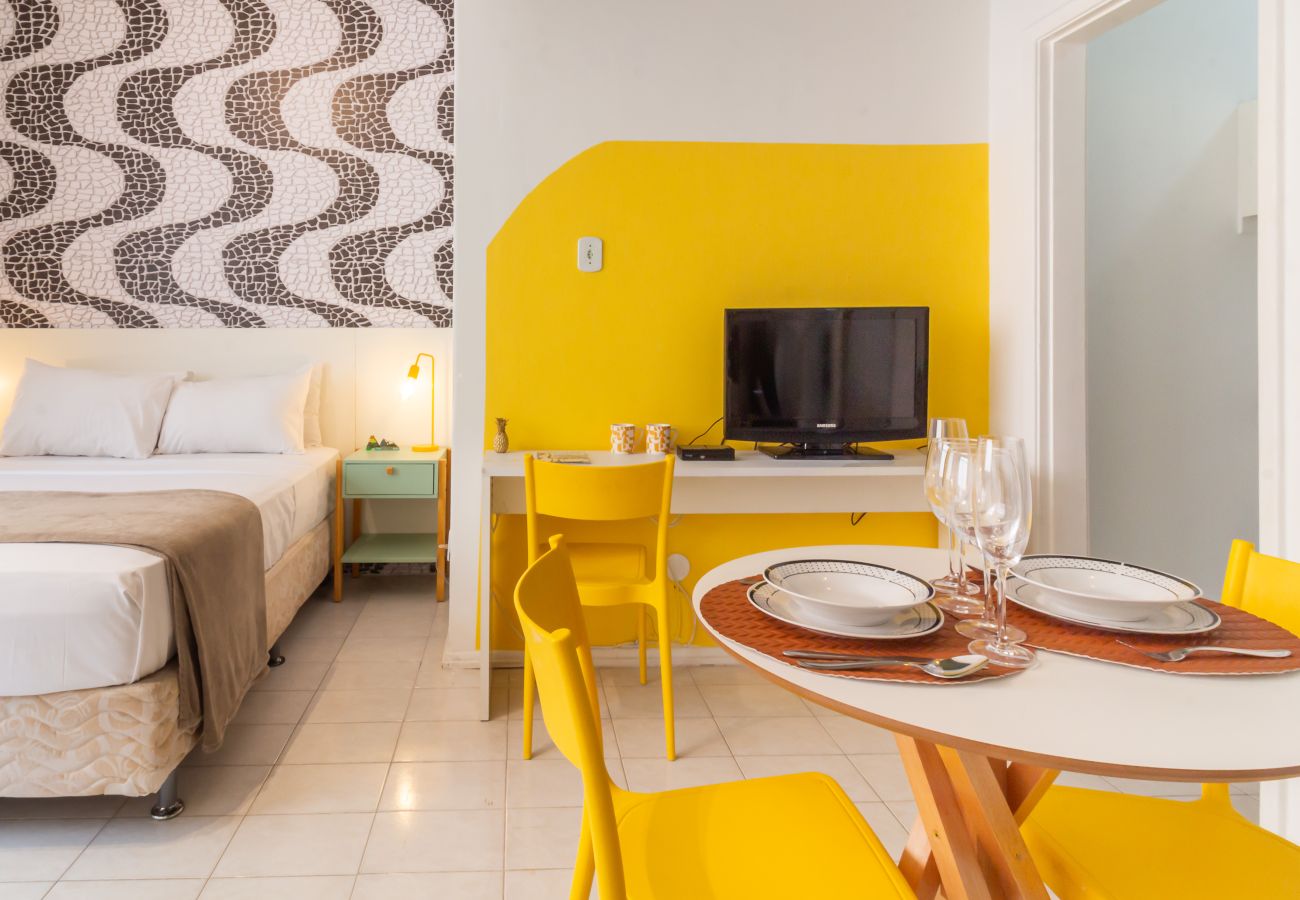 Studio in Rio de Janeiro - Cozy 6 minutes from Copacabana Beach | BR710