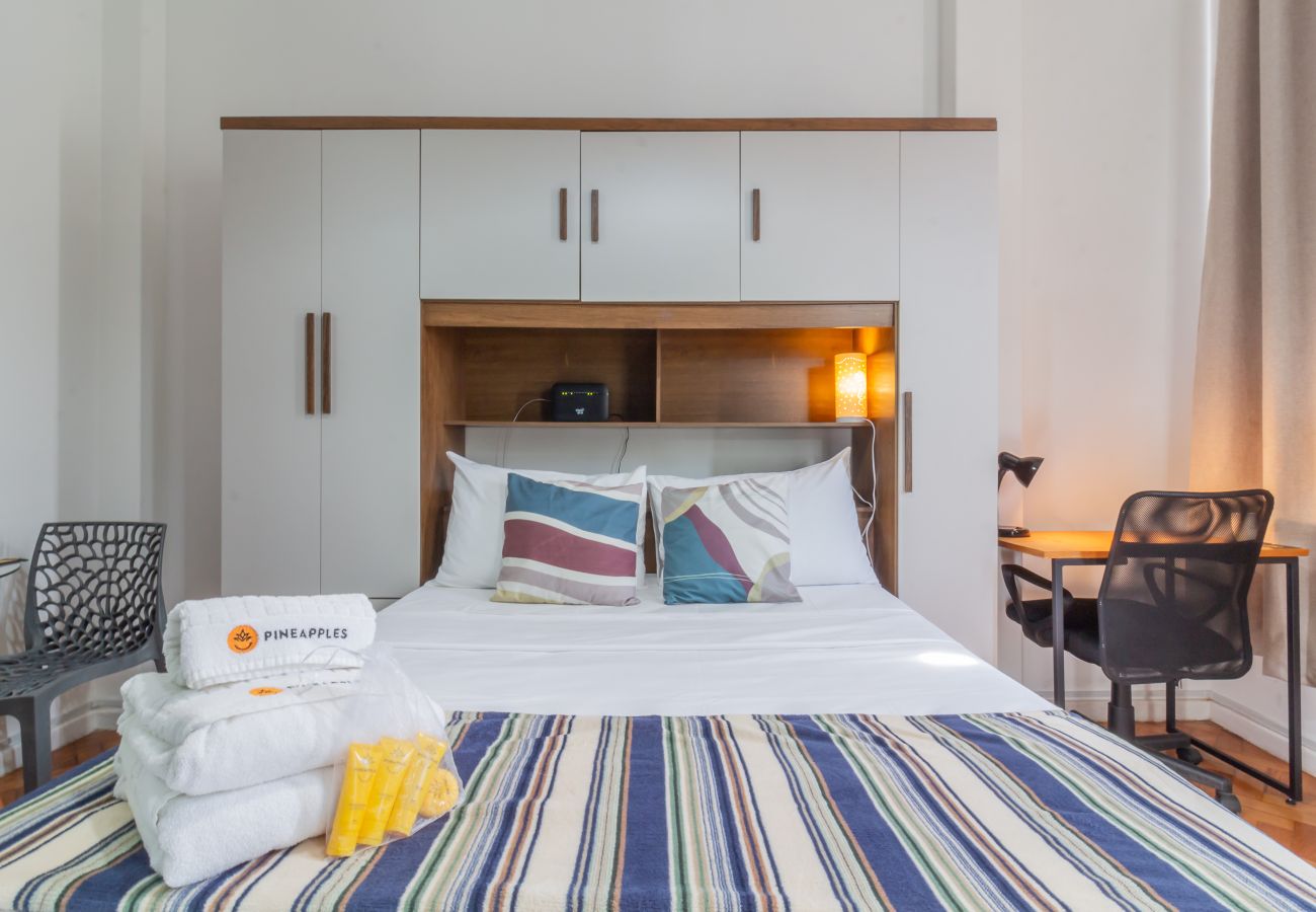 Studio in Rio de Janeiro - 5 minutes from Copacabana Beach | BR902