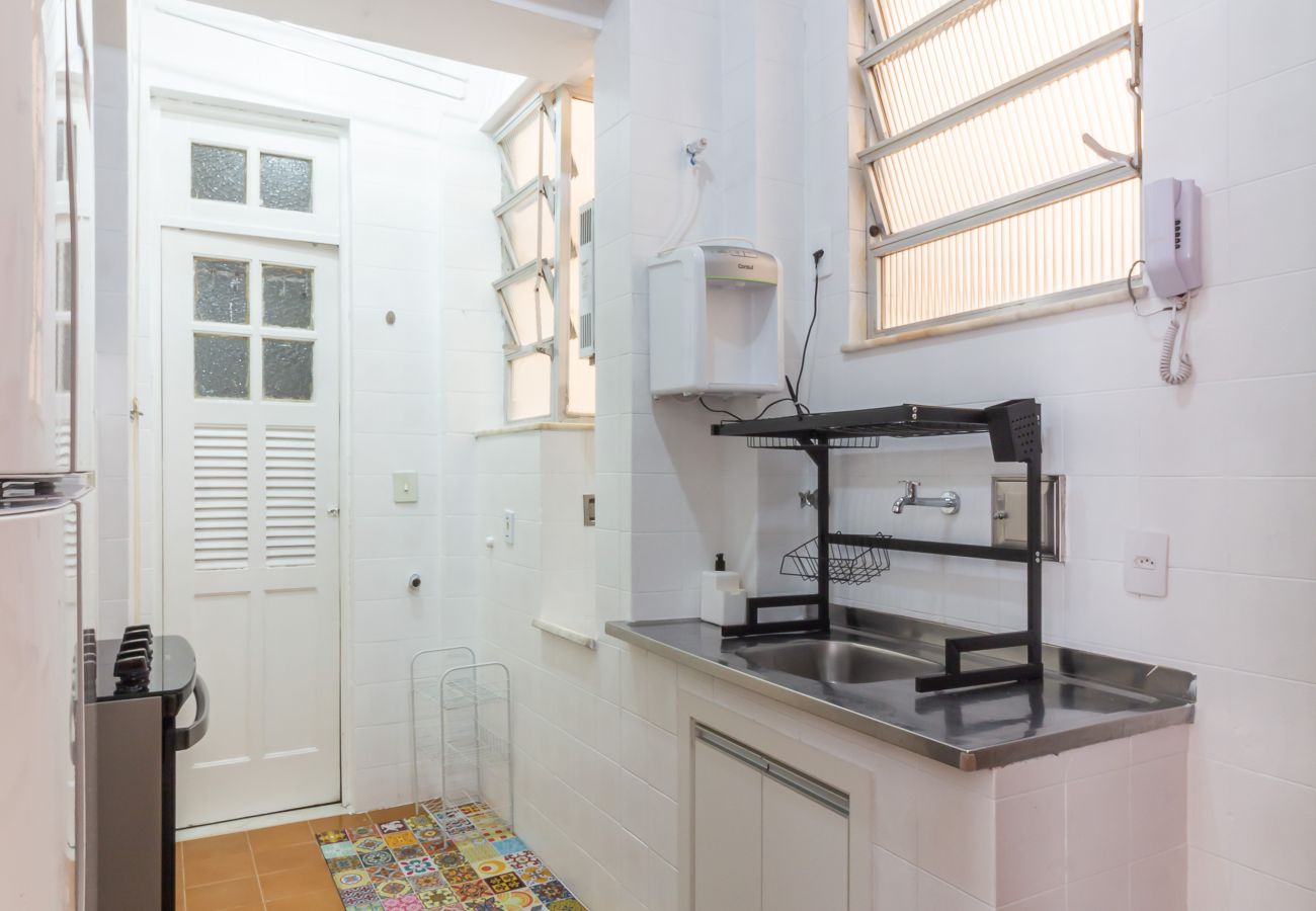 Apartment in Rio de Janeiro - 14 minutes from Copacabana Beach | FO801