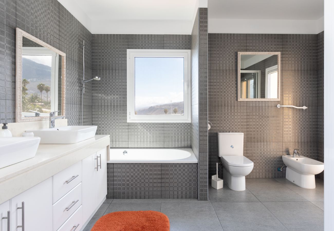 Chalet in La Orotava - Villa Northern Breeze