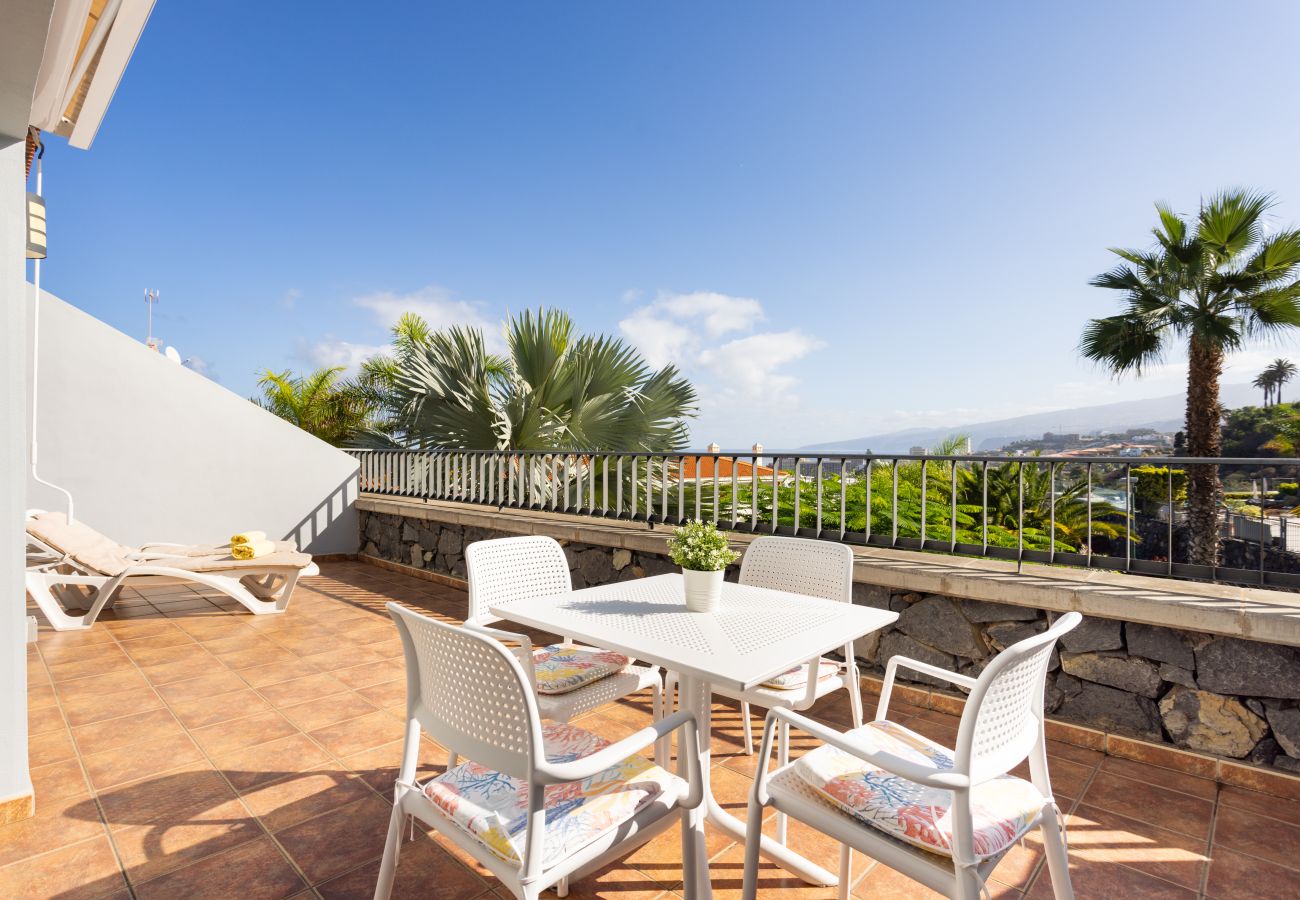 Terraced House in Puerto de la Cruz - Charming Townhouse in Puerto de la Cruz