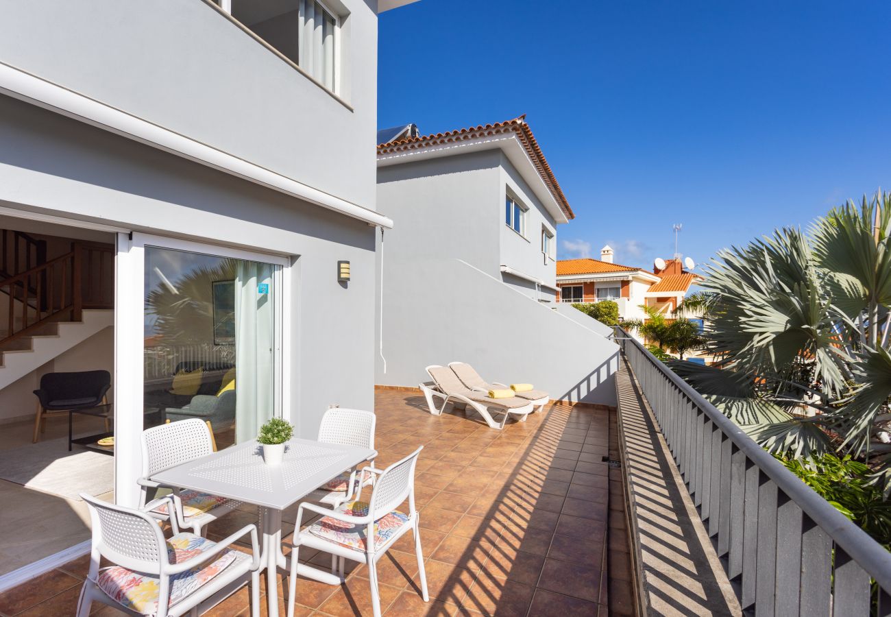 Terraced House in Puerto de la Cruz - Charming Townhouse in Puerto de la Cruz