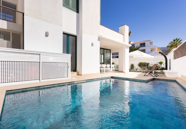  in Guía de Isora - Bright Apartment in Guía de Isora