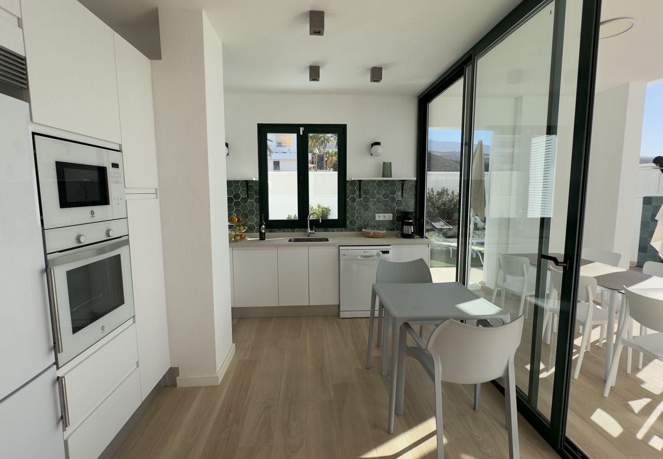Apartment in Guía de Isora - Bright Apartment in Guía de Isora