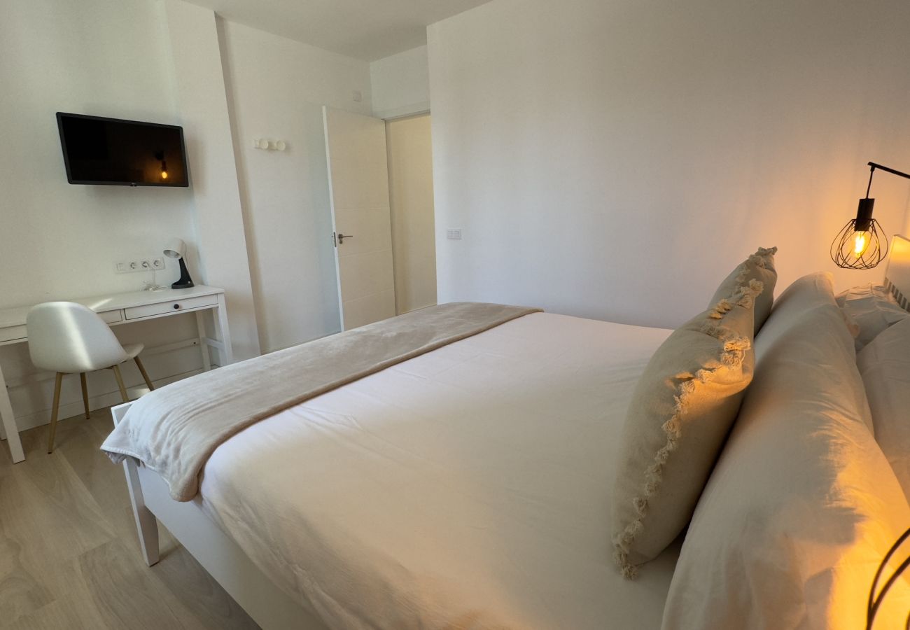 Apartment in Guía de Isora - Bright Apartment in Guía de Isora