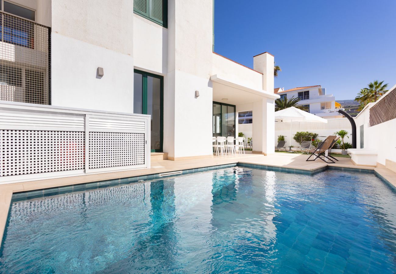 Apartment in Guía de Isora - Bright Apartment in Guía de Isora
