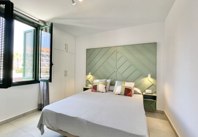 Apartment in Guía de Isora - Luxurious Apartment in Guía de Isora with Pool and Barbecue Apartment in Guía de Isora - Luxurious Apartment in Guía de Isora with Pool and Barbecue