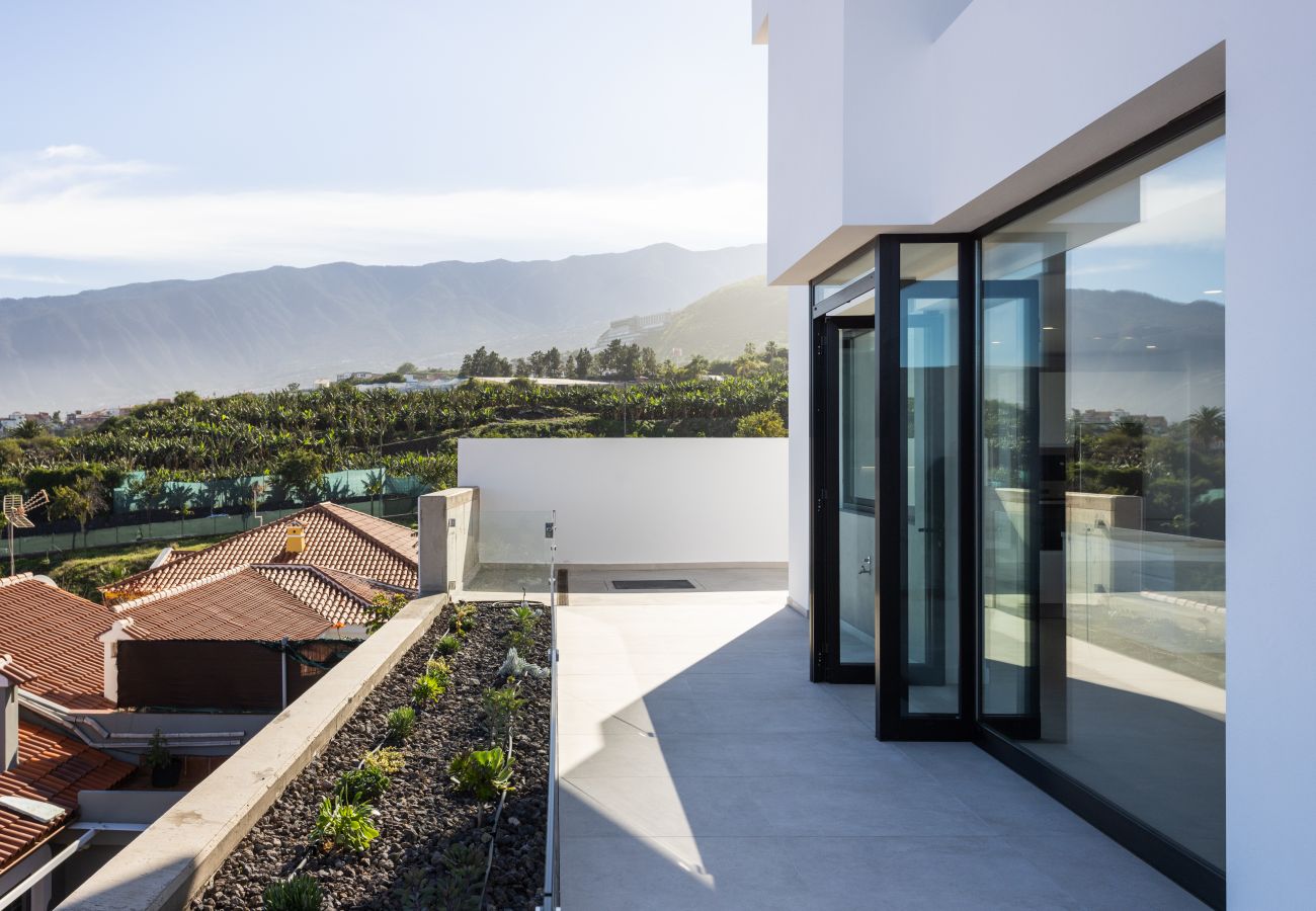 Chalet in Los Realejos - Luxury Chalet in Los Realejos