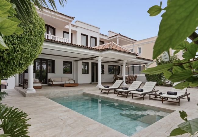 Villa in Puerto de la Cruz - Casa Vista Mar