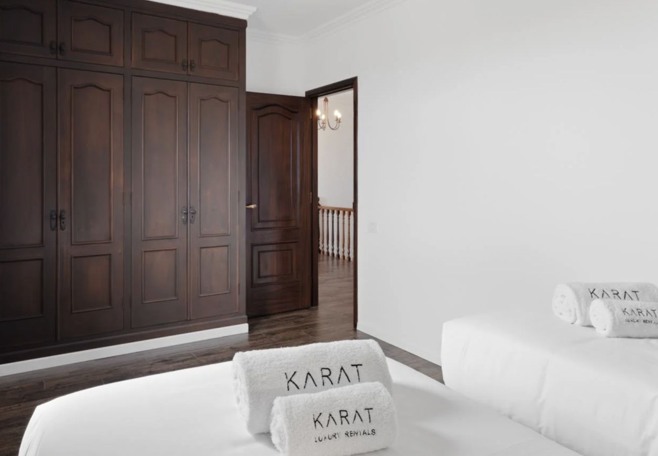 Villa in Puerto de la Cruz - Casa Vista Mar