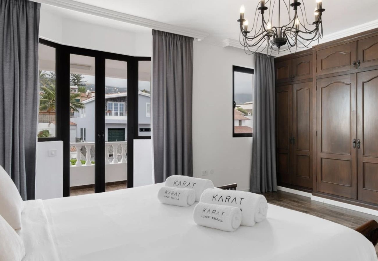 Villa in Puerto de la Cruz - Casa Vista Mar