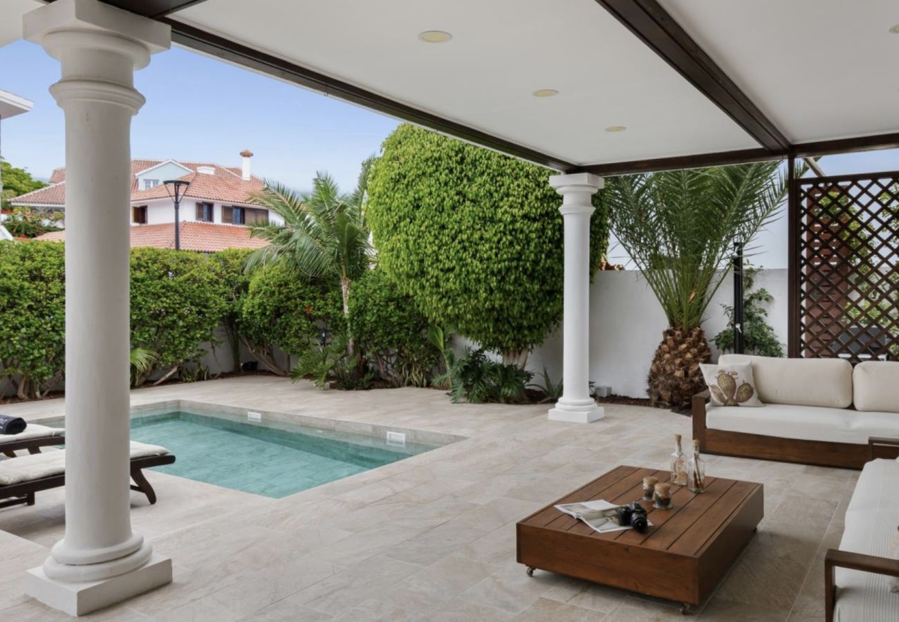 Villa in Puerto de la Cruz - Casa Vista Mar