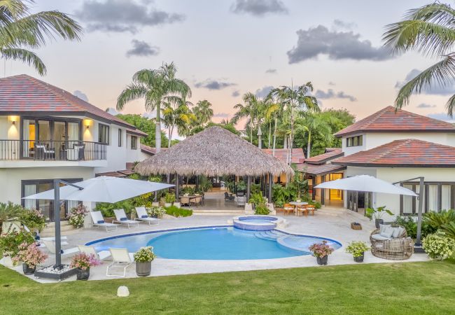 Villa in Punta Cana - Villa Aria – Golf & Lake Heaven