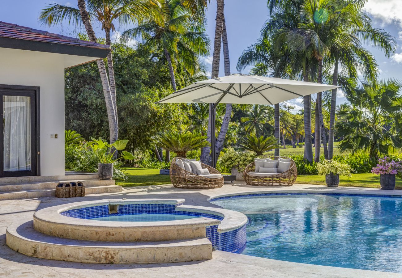 Villa in Punta Cana - Villa Aria – Golf & Lake Heaven