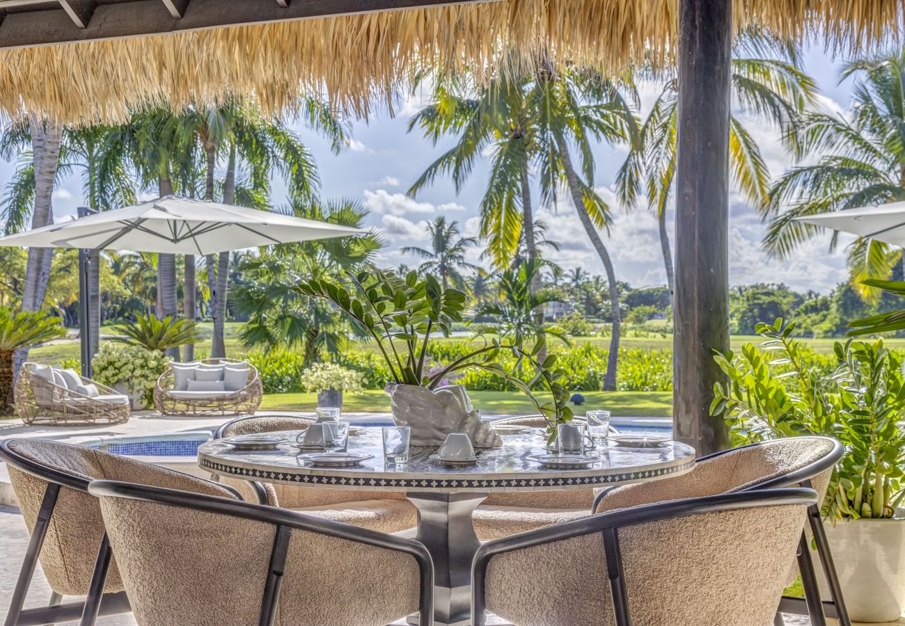 Villa in Punta Cana - Villa Aria – Golf & Lake Heaven