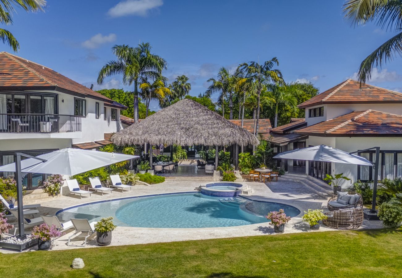 Villa in Punta Cana - Villa Aria – Golf & Lake Heaven