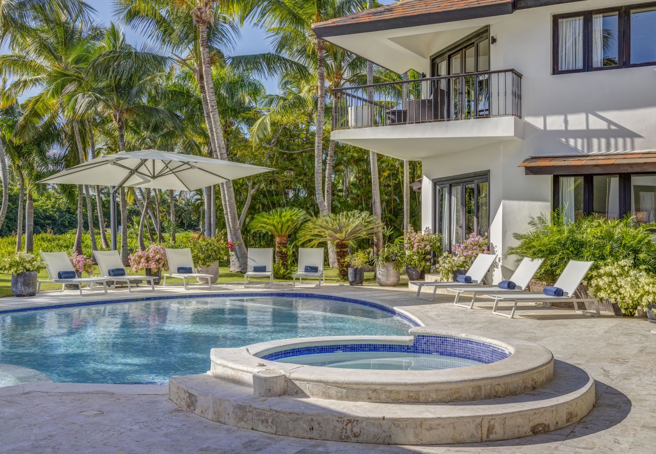 Villa in Punta Cana - Villa Aria – Golf & Lake Heaven