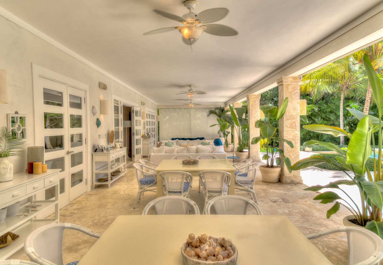 Villa in Punta Cana - Villa Yellow Bear 