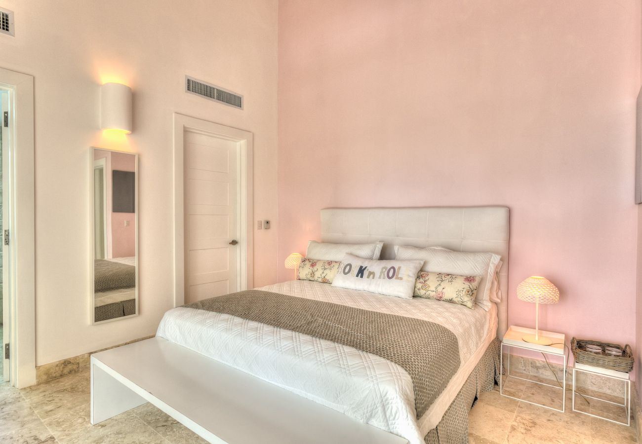 Villa in Punta Cana - Villa Yellow Bear 