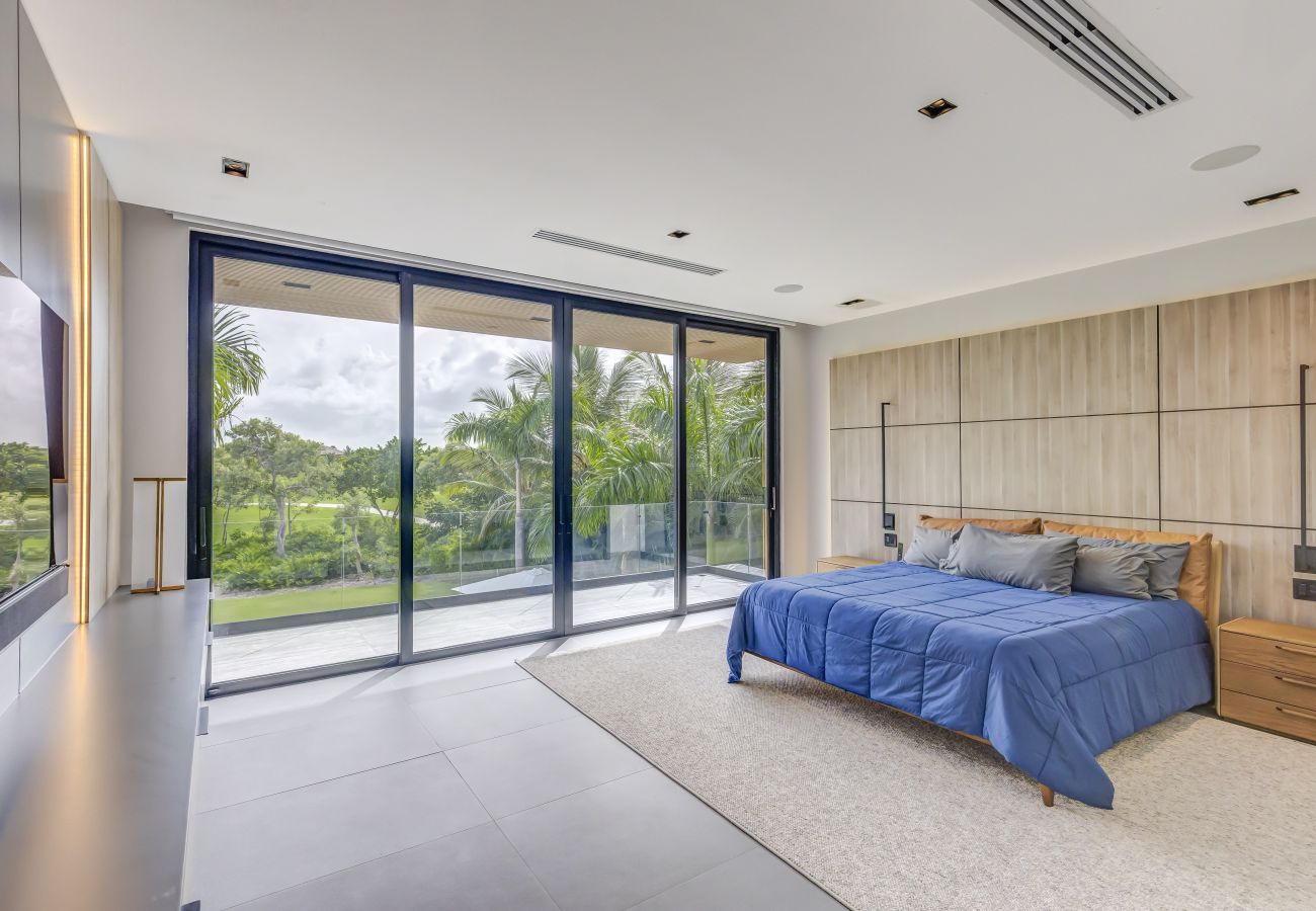 Villa in Punta Cana - Hacienda B14 - Stylish Modern Golf Villa 