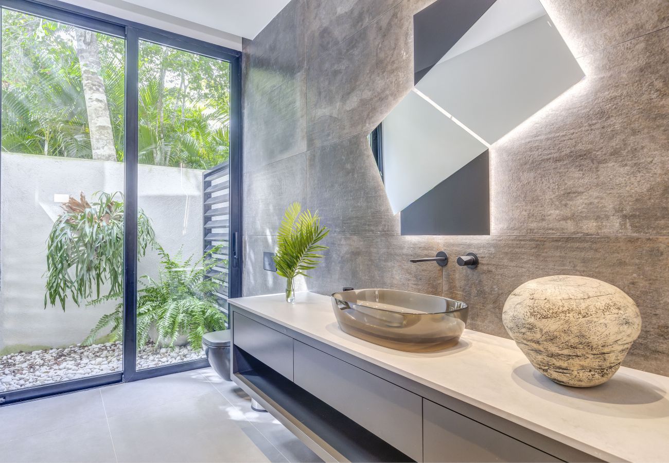 Villa in Punta Cana - Hacienda B14 - Stylish Modern Golf Villa 