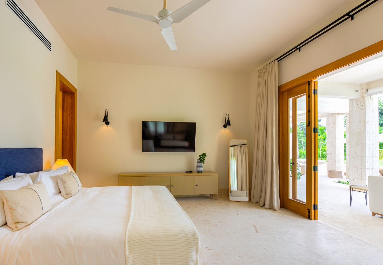 Villa in Punta Cana - Hacienda A31 Golf Front  Evergreen Gardens Villa