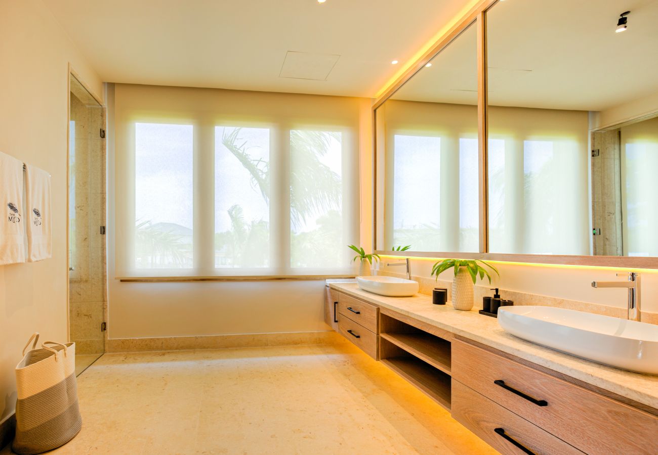 Villa in Punta Cana - Hacienda A31 Golf Front  Evergreen Gardens Villa