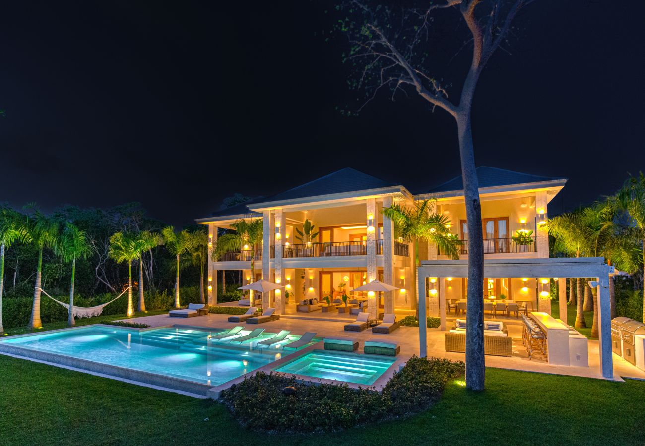 Villa in Punta Cana - Hacienda A31 Golf Front  Evergreen Gardens Villa