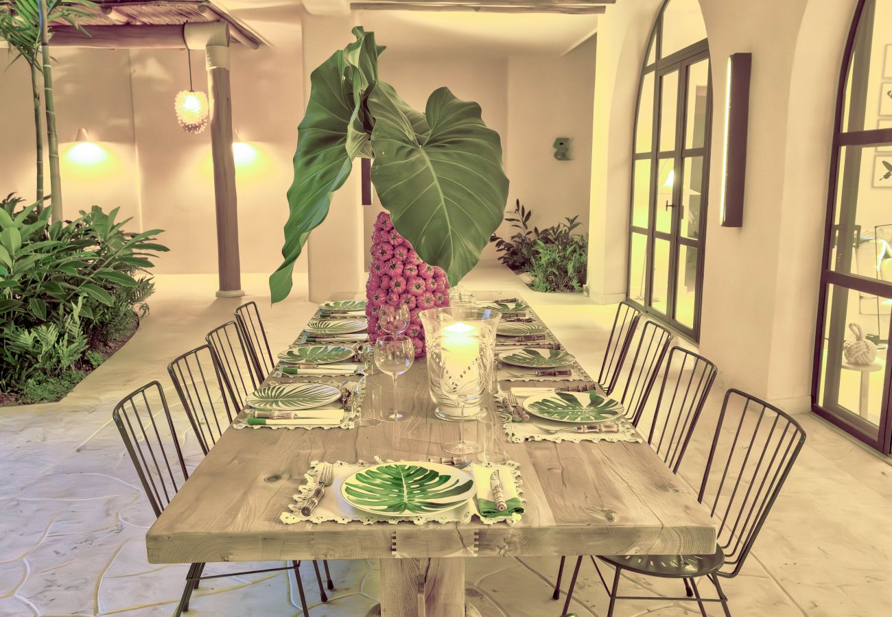 Villa in Punta Cana - Villa Hacienda La Paloma  - Luxurious Tropical  Retreat  