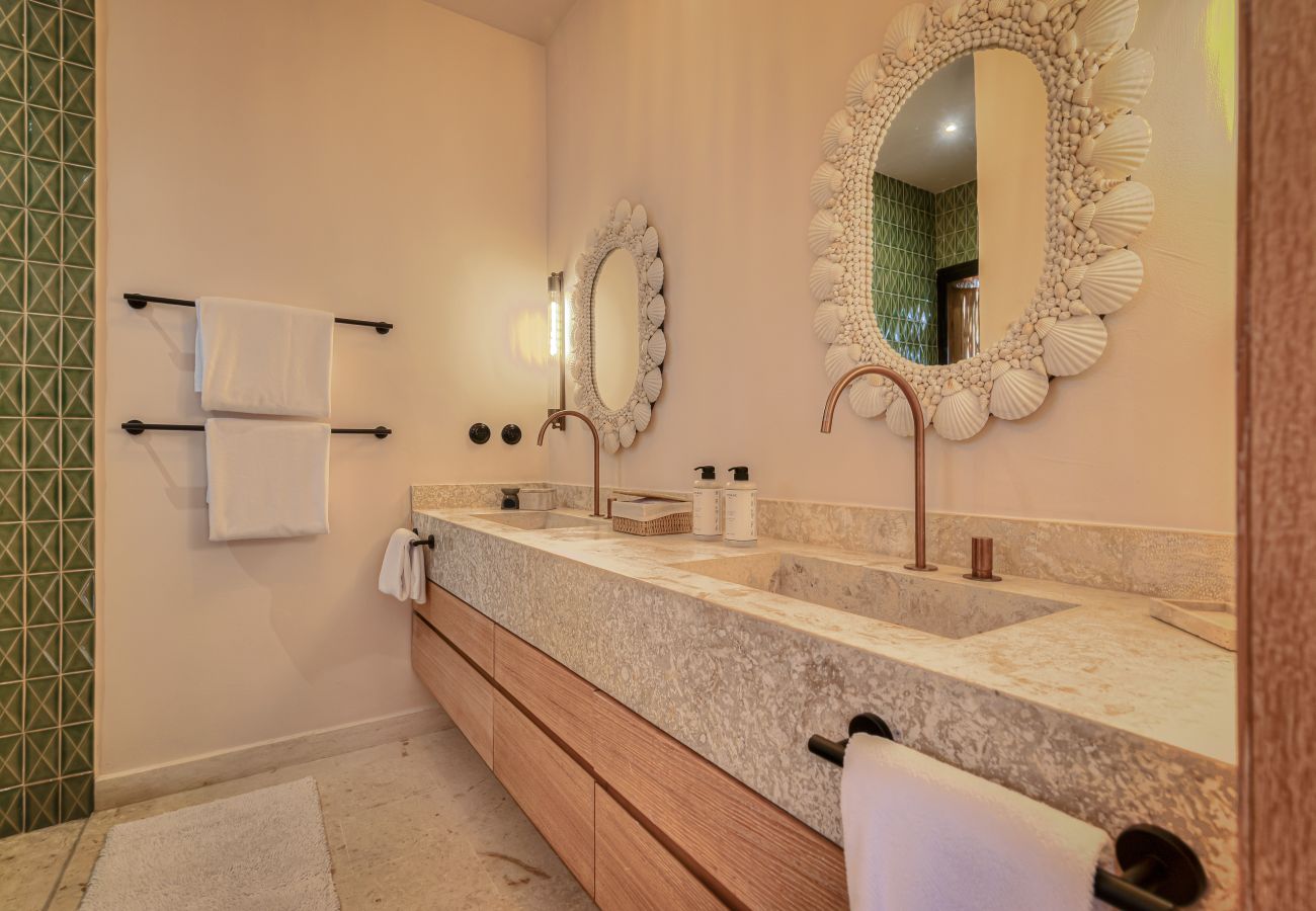 Villa in Punta Cana - Villa Hacienda La Paloma  - Luxurious Tropical  Retreat  