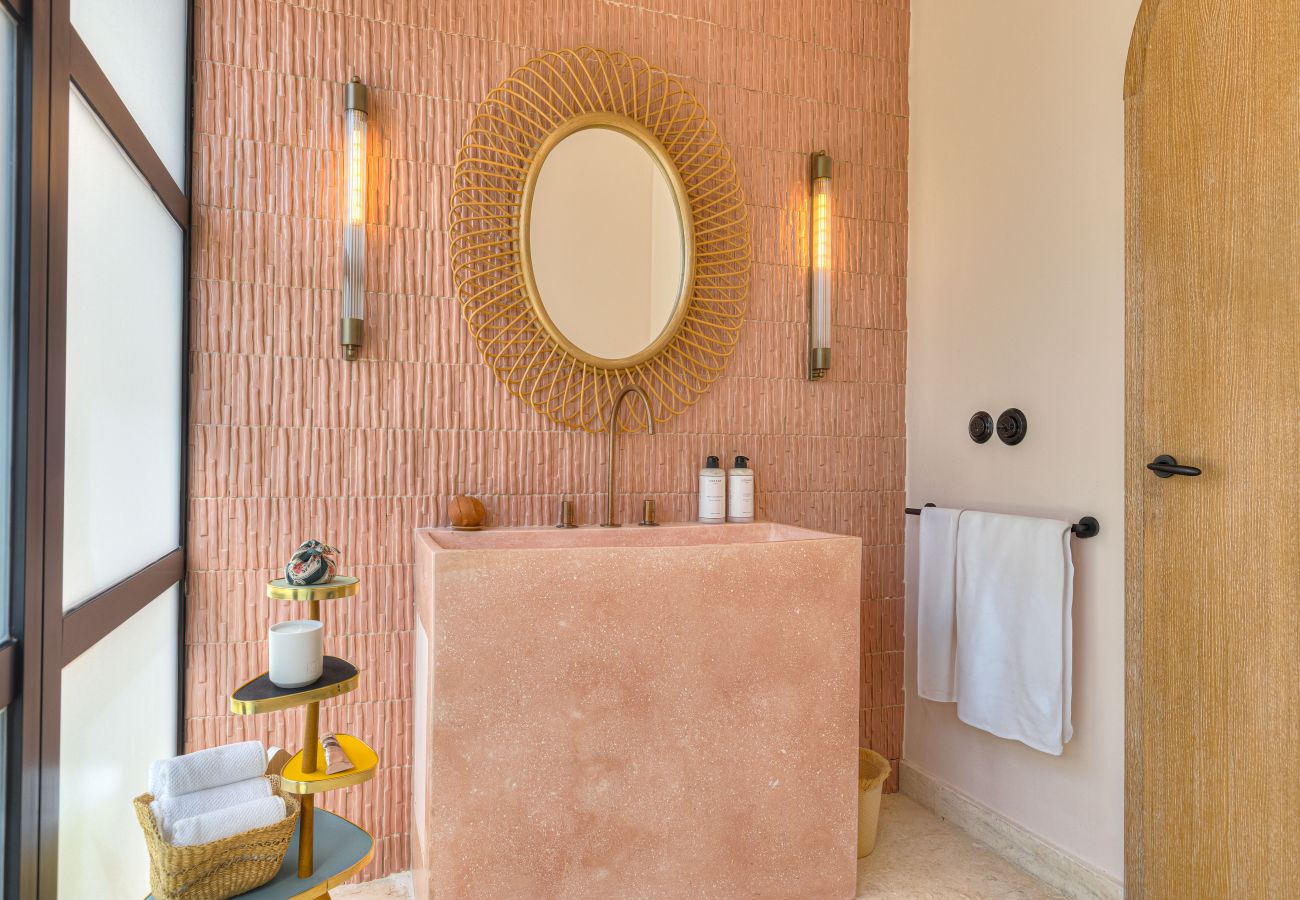 Villa in Punta Cana - Villa Hacienda La Paloma  - Luxurious Tropical  Retreat  