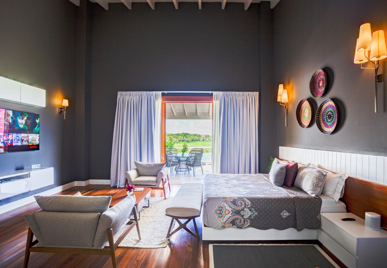 Villa in Punta Cana - Villa Hacienda A39 - Lakefront Villa With Golf View