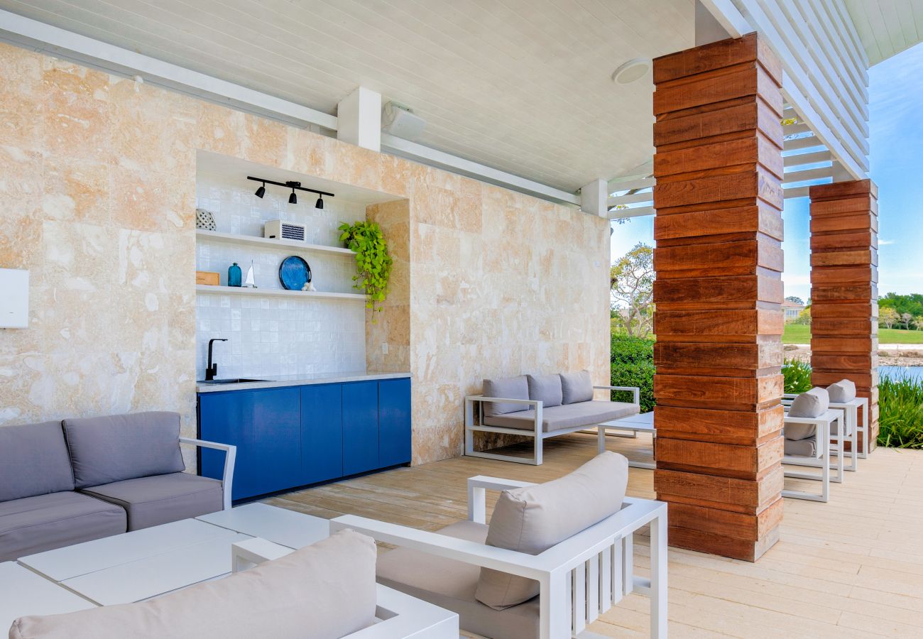 Villa in Punta Cana - Villa Hacienda A39 - Lakefront Villa With Golf View