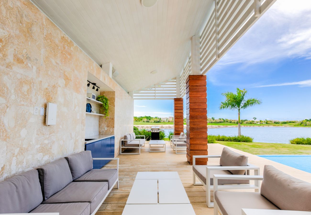 Villa in Punta Cana - Villa Hacienda A39 - Lakefront Villa With Golf View