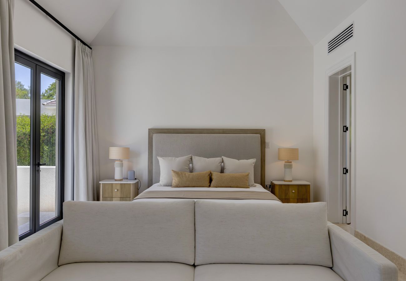 Villa in Punta Cana - Hacienda A43 Timeless Elegante Villa With Modern Comfort 