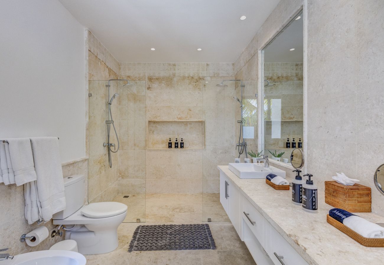 Villa in Punta Cana - Hacienda las Hamacas  - Jacuzzi & Heated Pool Villa 