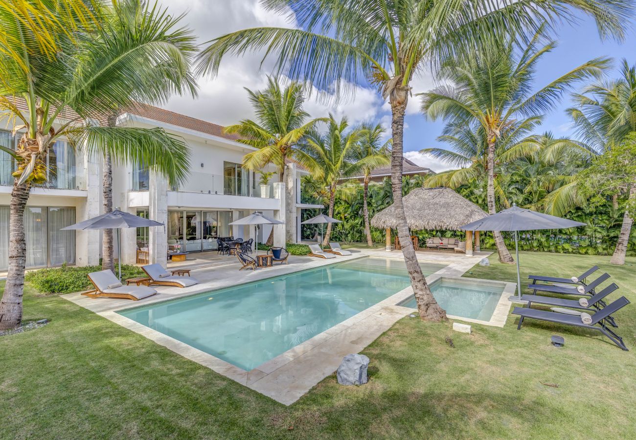 Villa in Punta Cana - Hacienda las Hamacas  - Jacuzzi & Heated Pool Villa 
