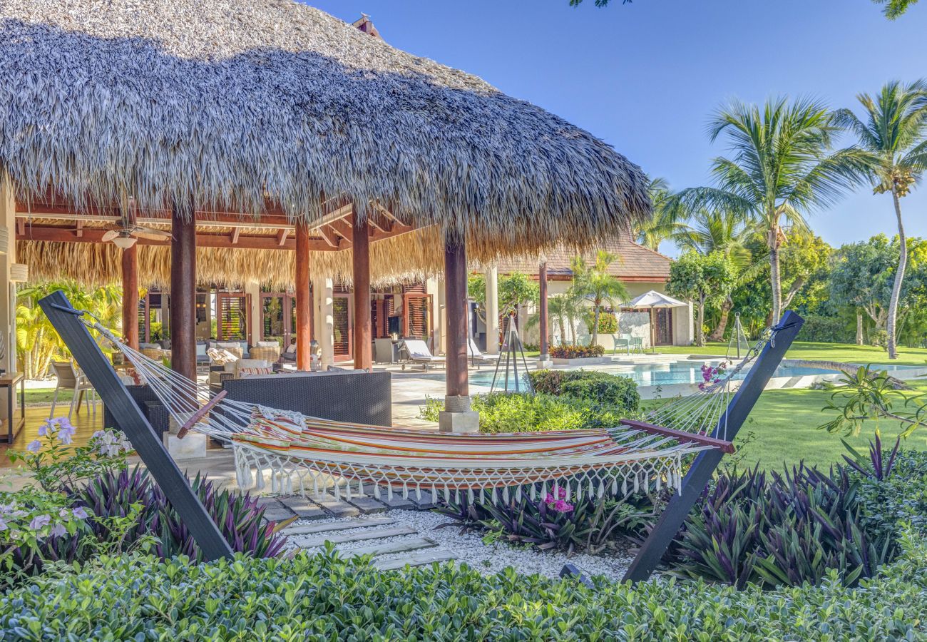 Villa in Punta Cana - Villa Caballet - A tropical Oasis With Golf Course Views 