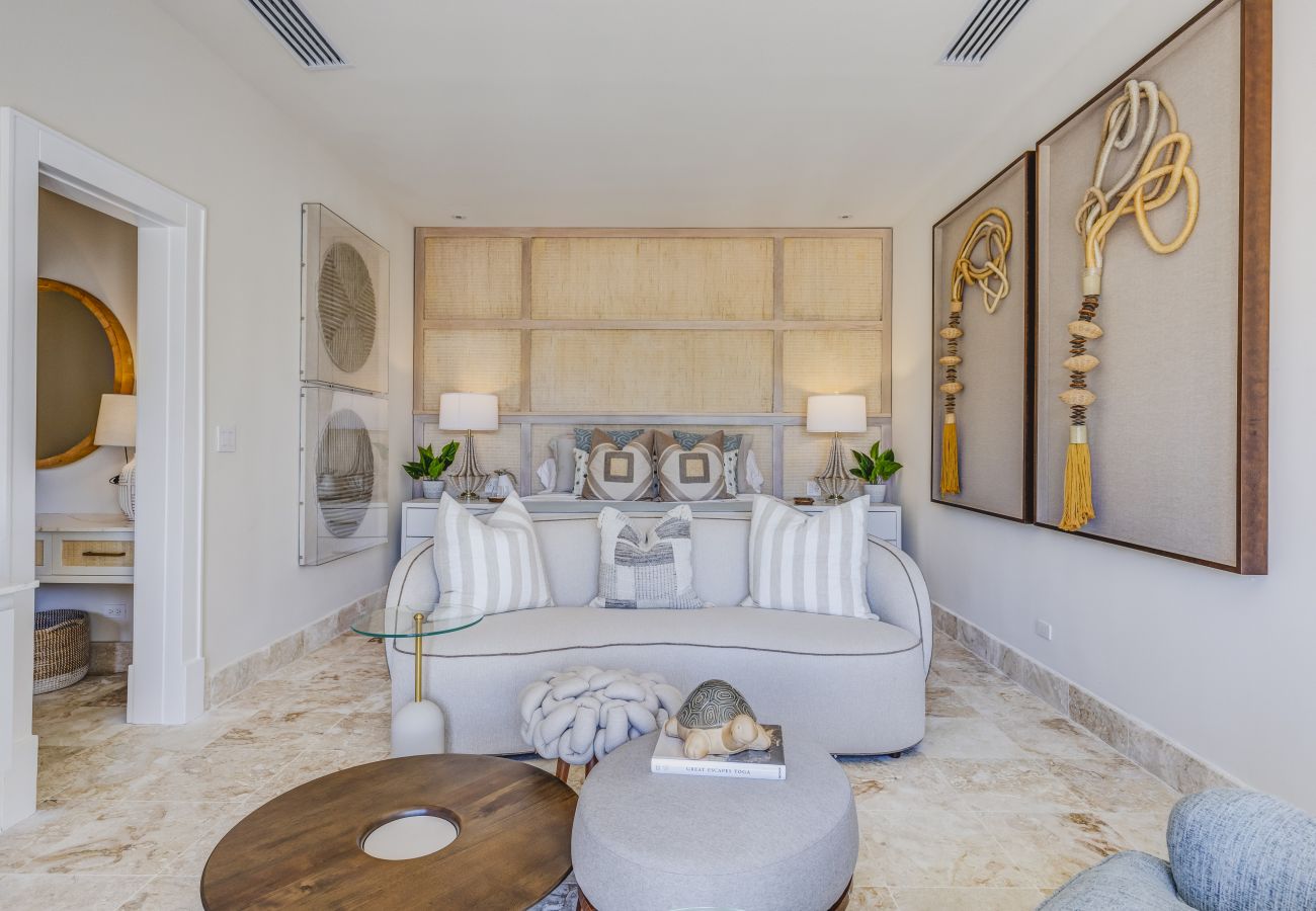 Villa in Punta Cana - La Cana H9, Exquisite Villa With Golf View 