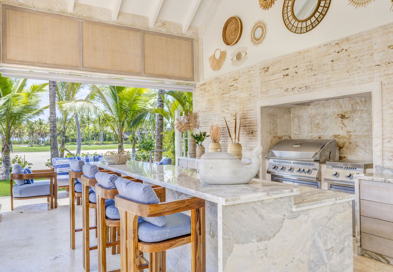 Villa in Punta Cana - La Cana H9, Exquisite Villa With Golf View 