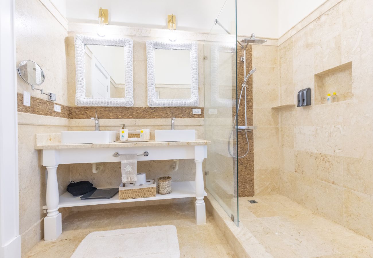 Villa in Punta Cana - Tortuga D8 - Spacious Golf Villa 