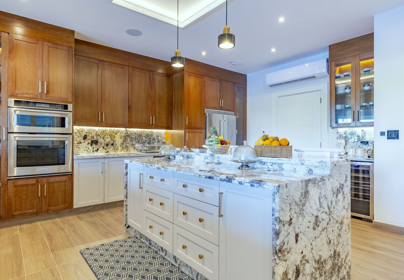 Villa in Punta Cana - Tortuga D8 - Spacious Golf Villa 